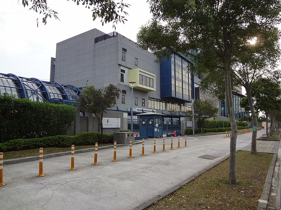 타이베이 유럽학교 Taipei European School TES 한 학교 안에 영국 독일 프랑스 세 섹션이 있습니다
