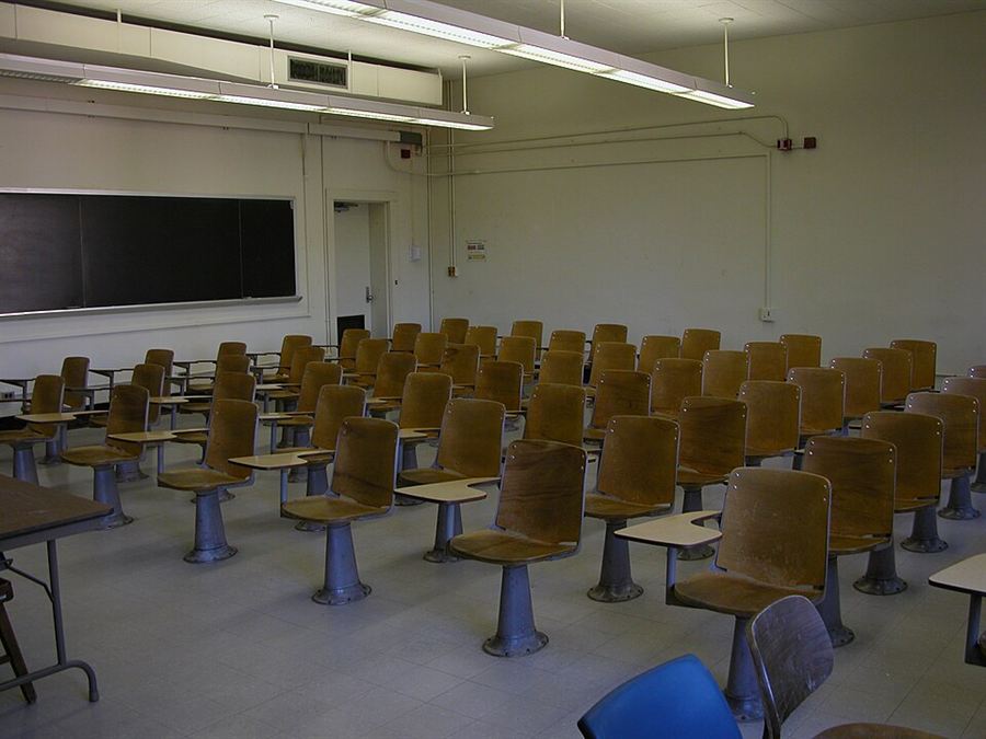 국제학교 재등록 Re-enrollment 다음 학년 자리는 보통 겨울에 정해집니다